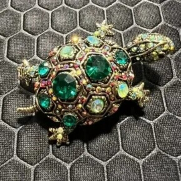 Turtle Brooch with Green Crystals - Picture 1 of 1